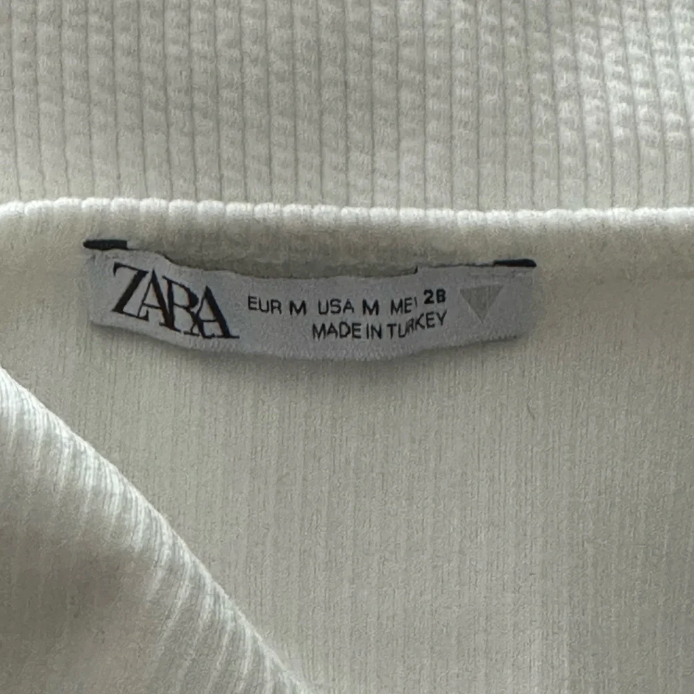 Zara White Ribbed Top - Picture 3 of 3
